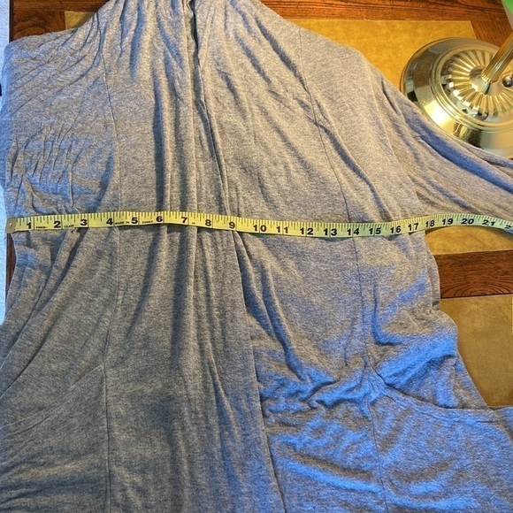 🦄 𝅺Tea n Rose Thin Gray Draped Cardigan with Pockets Medium - Picture 7 of 10